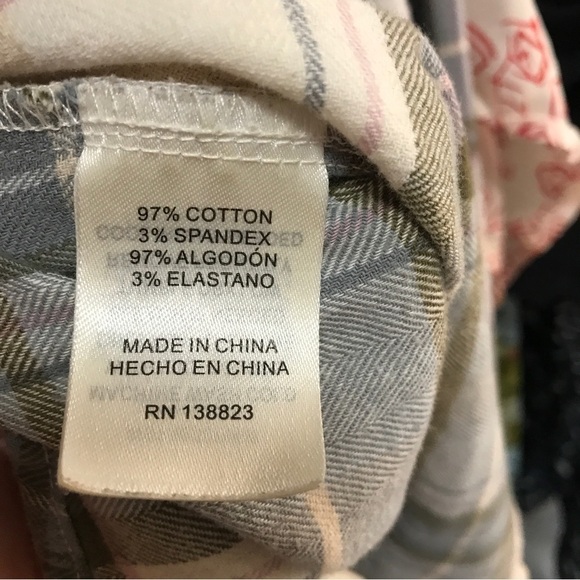 Shyanne cotton spandex light gray plaid button down long sleeve shirt size Small - Picture 10 of 10